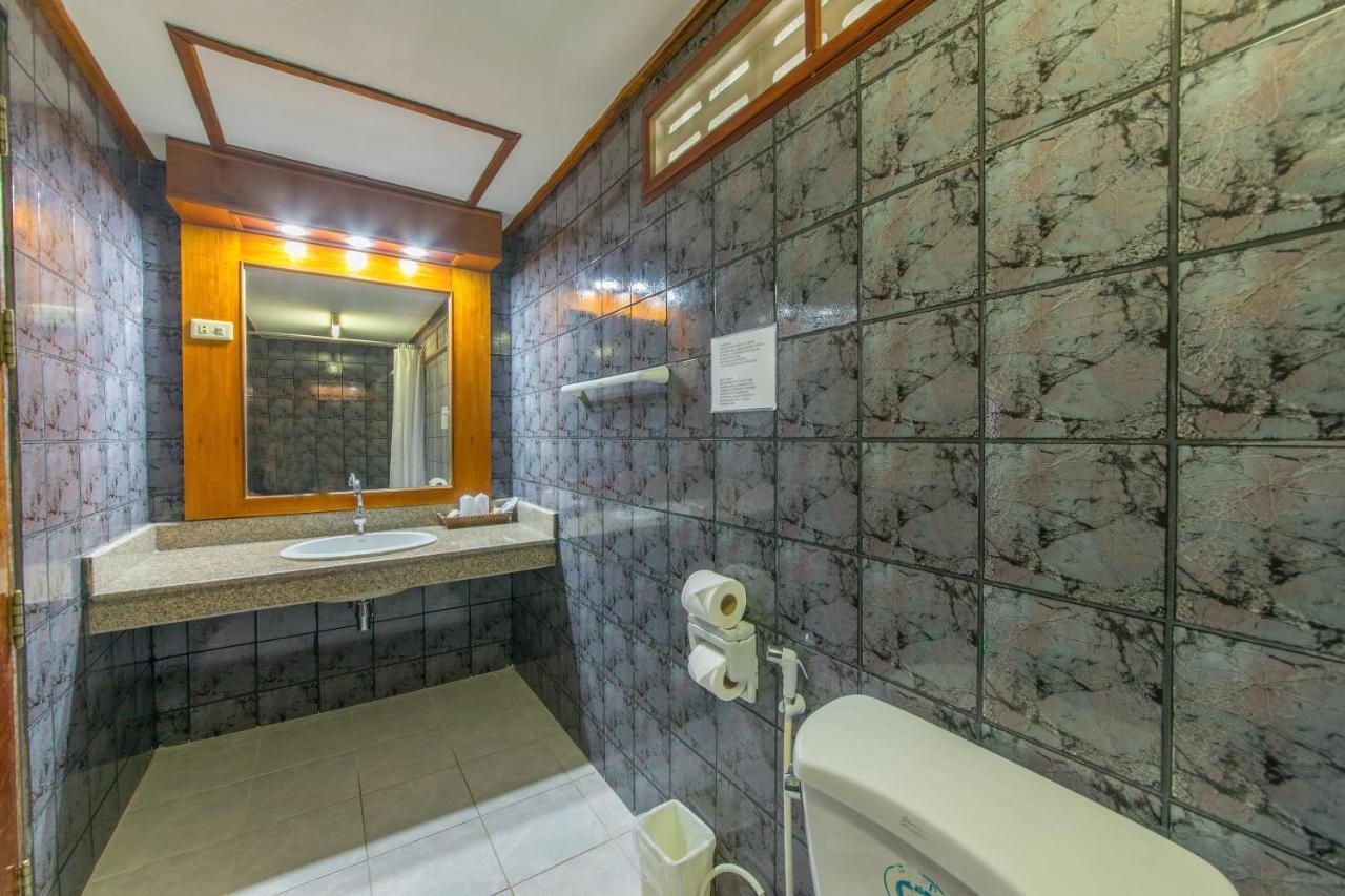 Panda Hotel Patong Kültér fotó