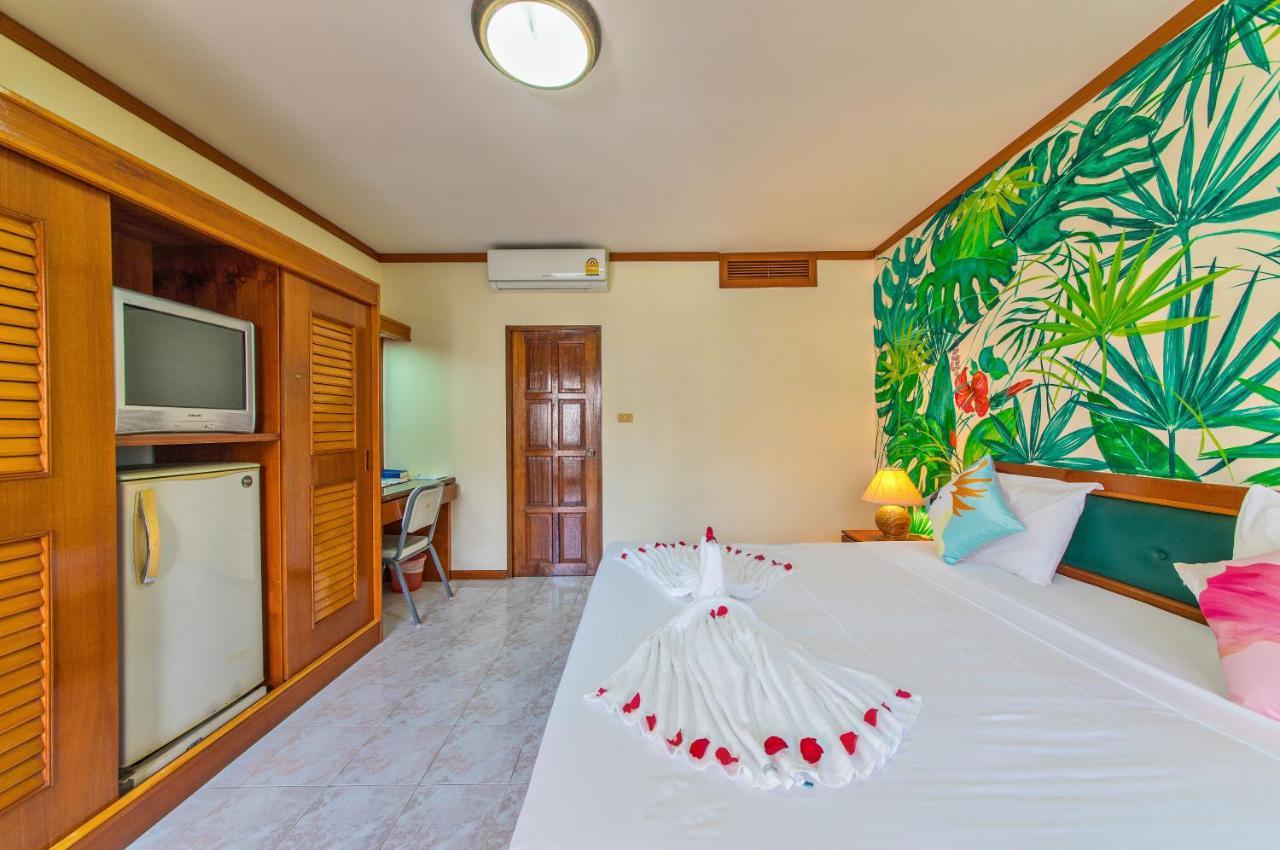 Panda Hotel Patong Kültér fotó