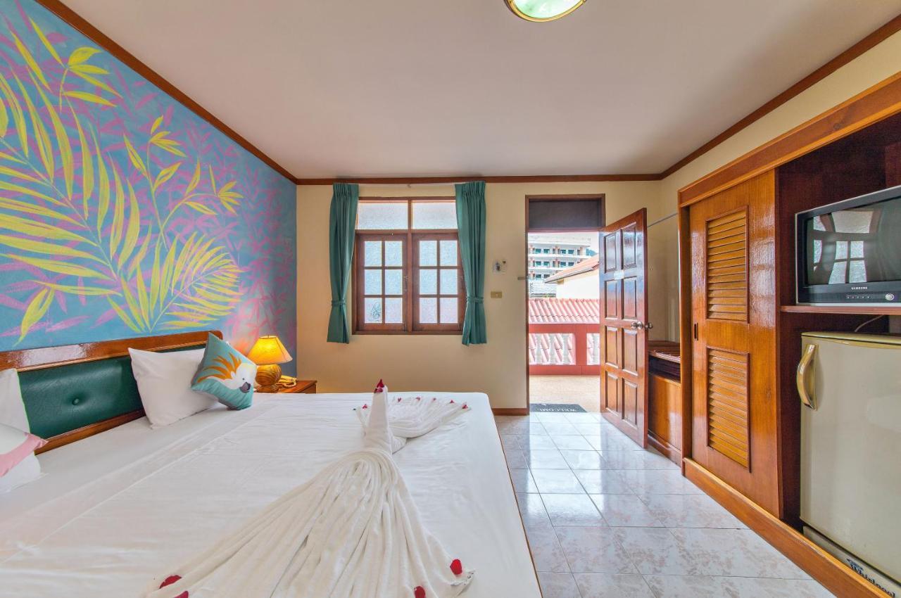 Panda Hotel Patong Kültér fotó