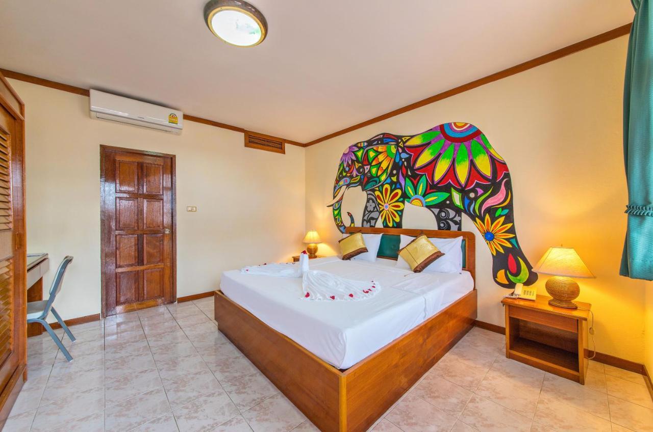 Panda Hotel Patong Kültér fotó